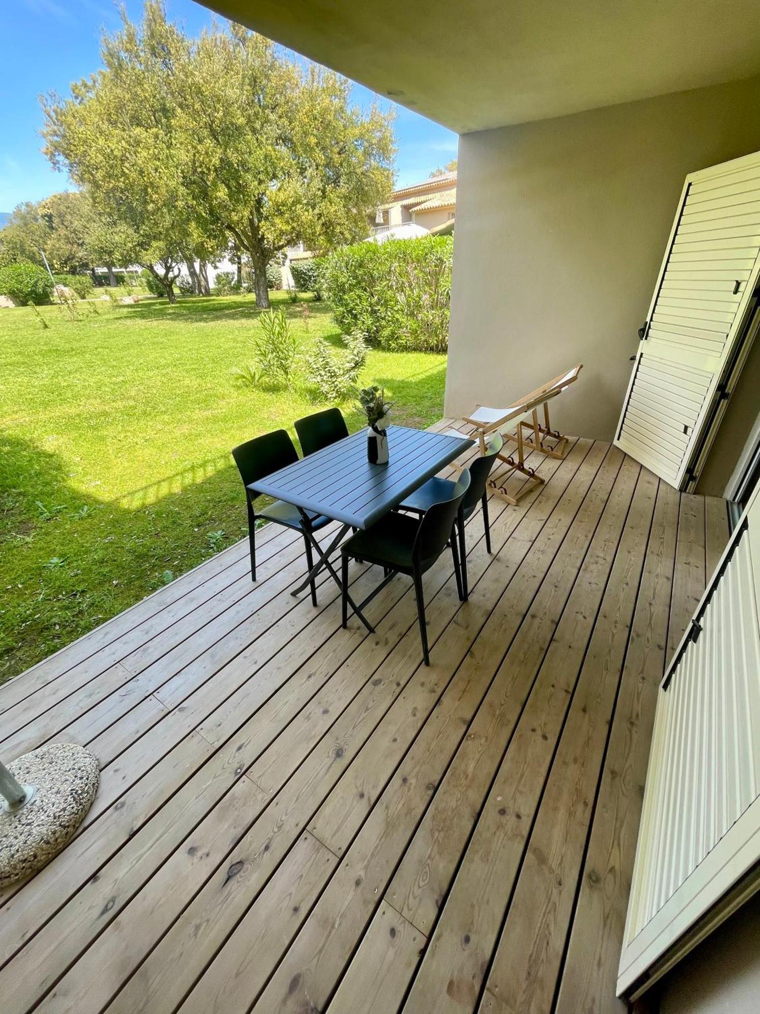 Cala Rossa By Sarai, Apt T2 4 Personnes, Dans Residence Hoteliere Avec Piscine Lecci Exterior foto